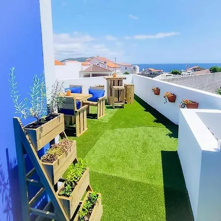 Farol Hostel *